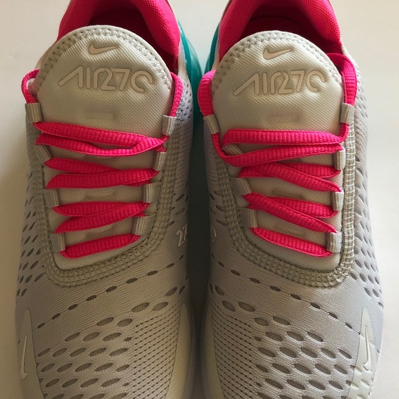 Womens Nike air max 270’s - Picture 4 of 4